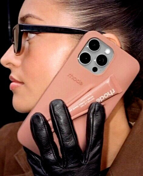 rhode Fall Lip Case iPhone 15 Pro Max - Toast (Without Lip Tint) rhode Fall Lip Case iPhone 15 Pro Max - Toast (Without Lip Tint)