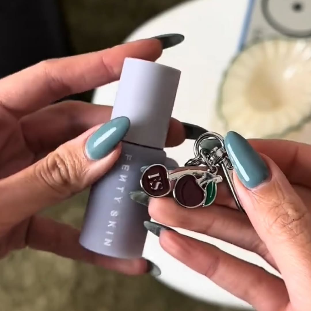 Fenty Skin Cherriez Gone Bad Hydrating Lip Care Duo Fenty Skin Cherriez Gone Bad Hydrating Lip Care Duo