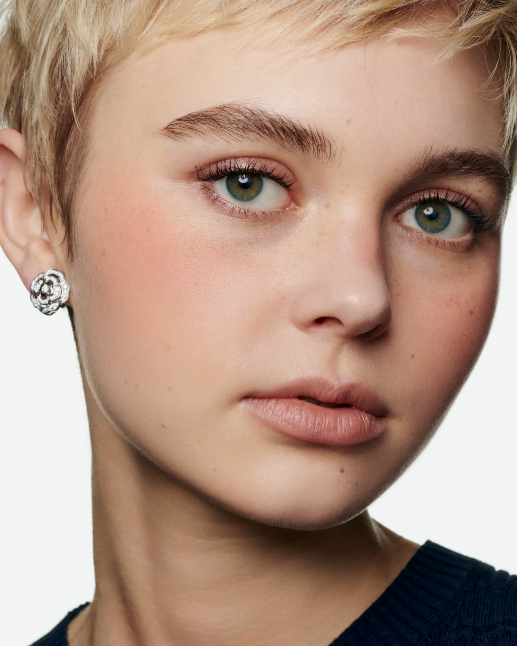 Chanel Les Beiges Water-Fresh Blush - Intense Coral Chanel Les Beiges Water-Fresh Blush - Intense Coral