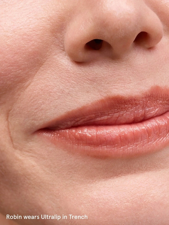 Glossier Ultralip High Shine Lipstick with Hyaluronic Acid - Trench Glossier Ultralip High Shine Lipstick with Hyaluronic Acid - Trench