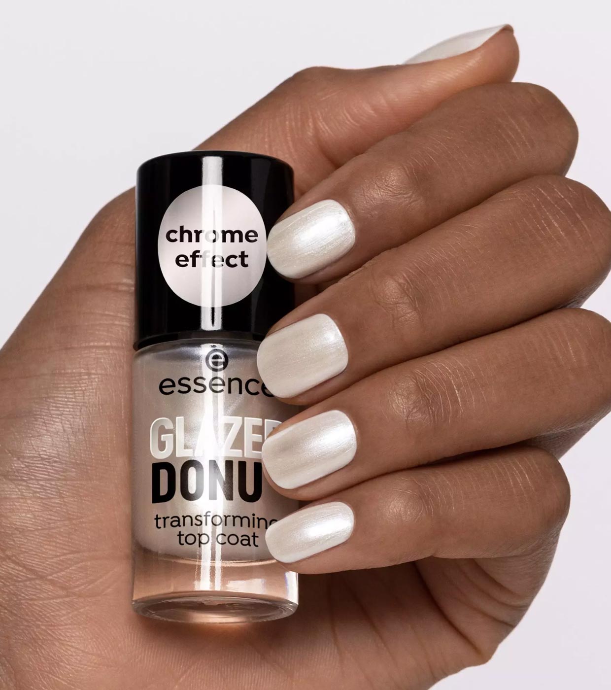 Essence Transforming Top Coat Glazed Donut Essence Transforming Top Coat Glazed Donut