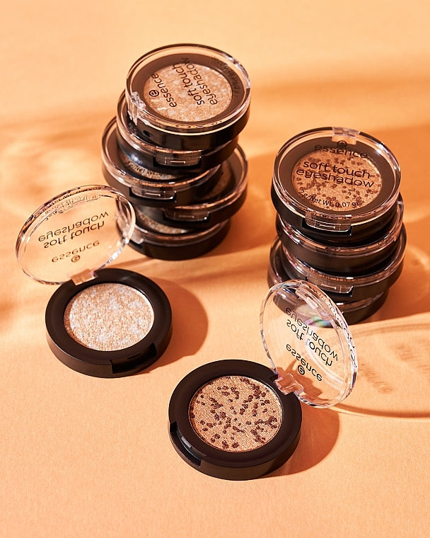 Essence Soft Touch Eyeshadow - 06 Essence Soft Touch Eyeshadow - 06