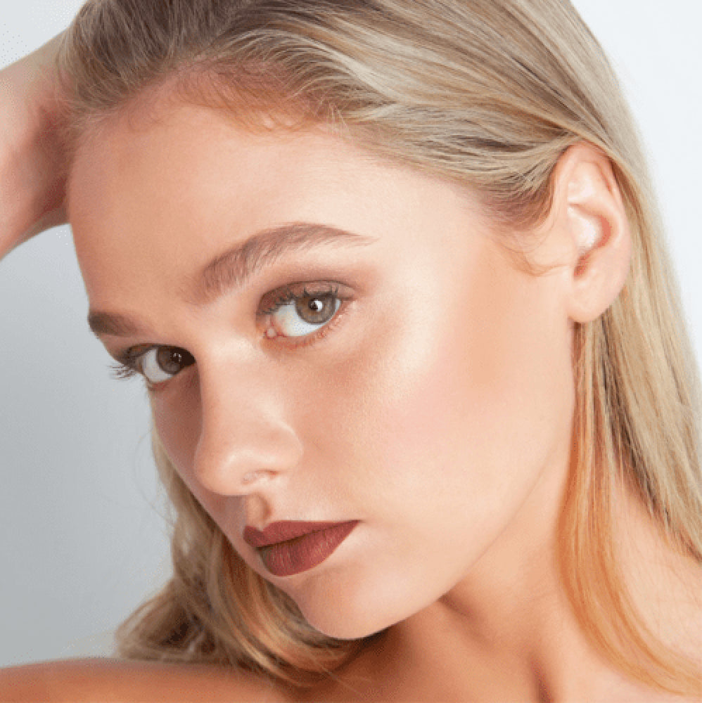 The Balm  Mary Lou Manizer Highlighter The Balm  Mary Lou Manizer Highlighter