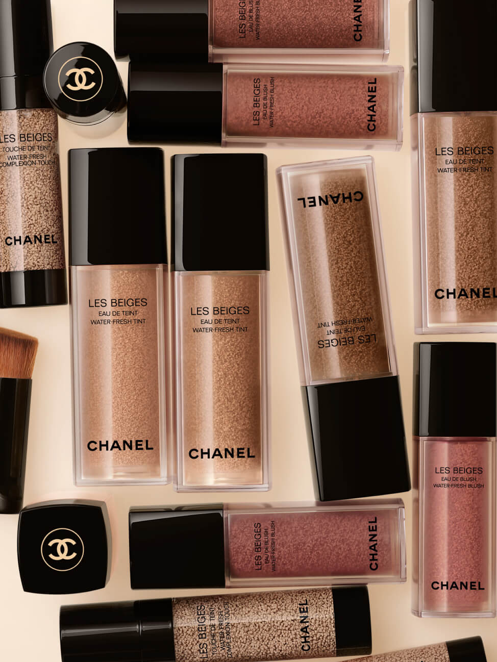 Chanel LES BEIGES WATER-FRESH TINT Water-Fresh Tint With Micro-Droplet Pigments. Bare Skin Effect. Natural And Luminous Healthy Glow - Light Deep