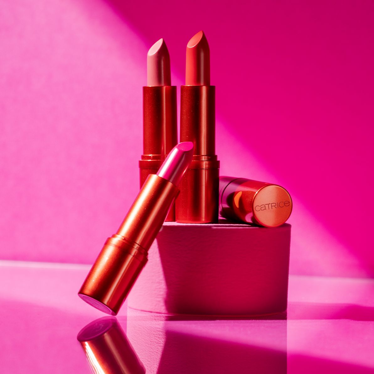 Catrice Heart Affair Full Shine Lipstick - C01