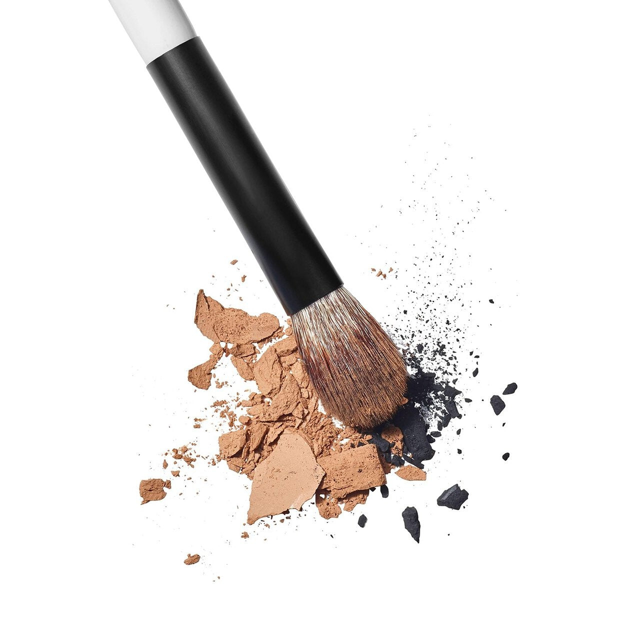 MAKEUP BY MARIO EF 2 Brush