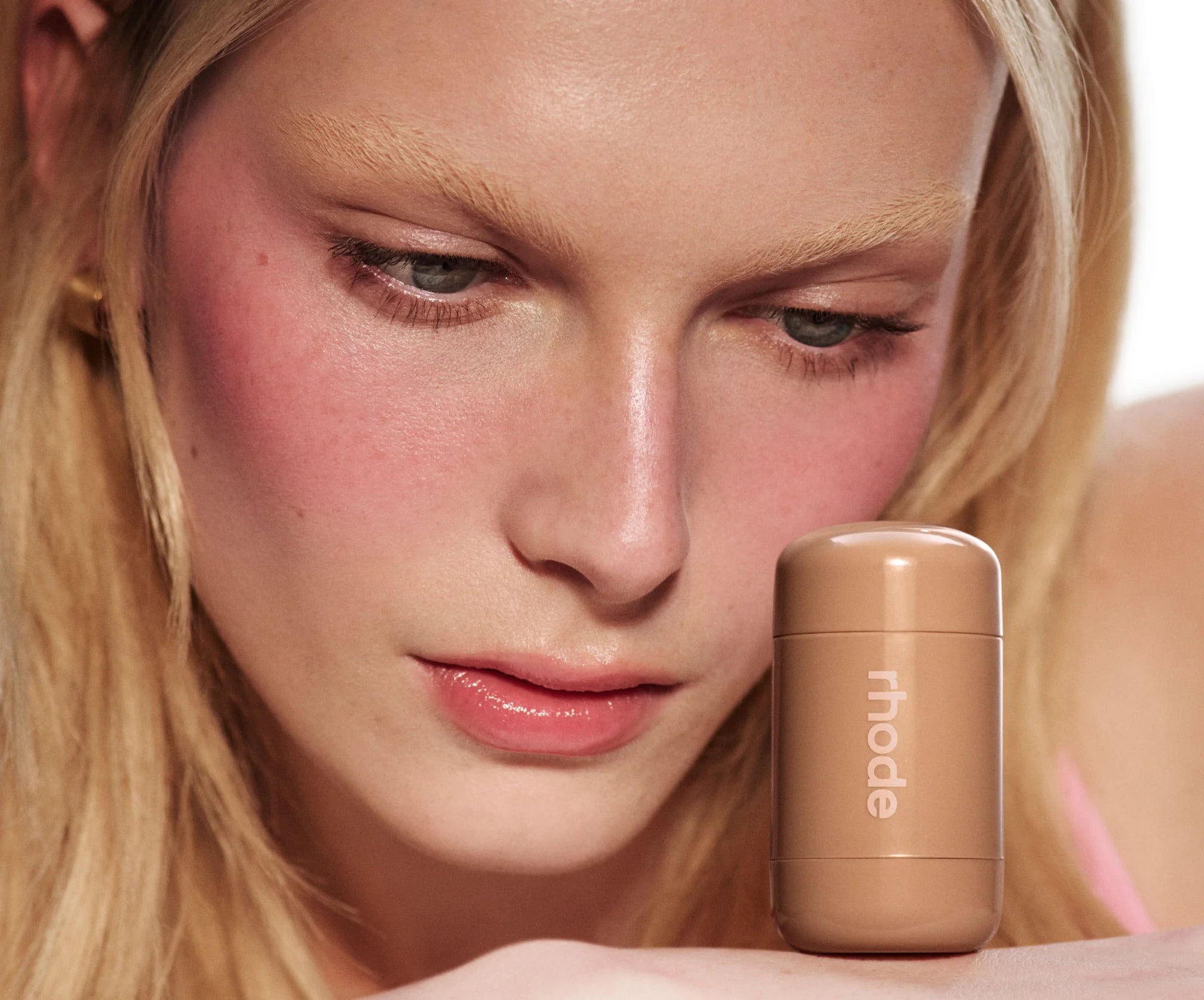 rhode Pocket Blush - Freckle - Neutral Peach