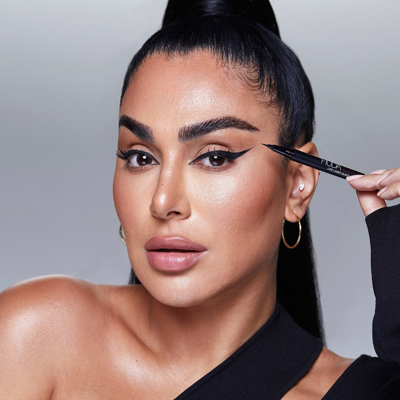 Huda Beauty Life Liner Quick N Easy Precision Liquid Eyeliner - Very Vanta - Black