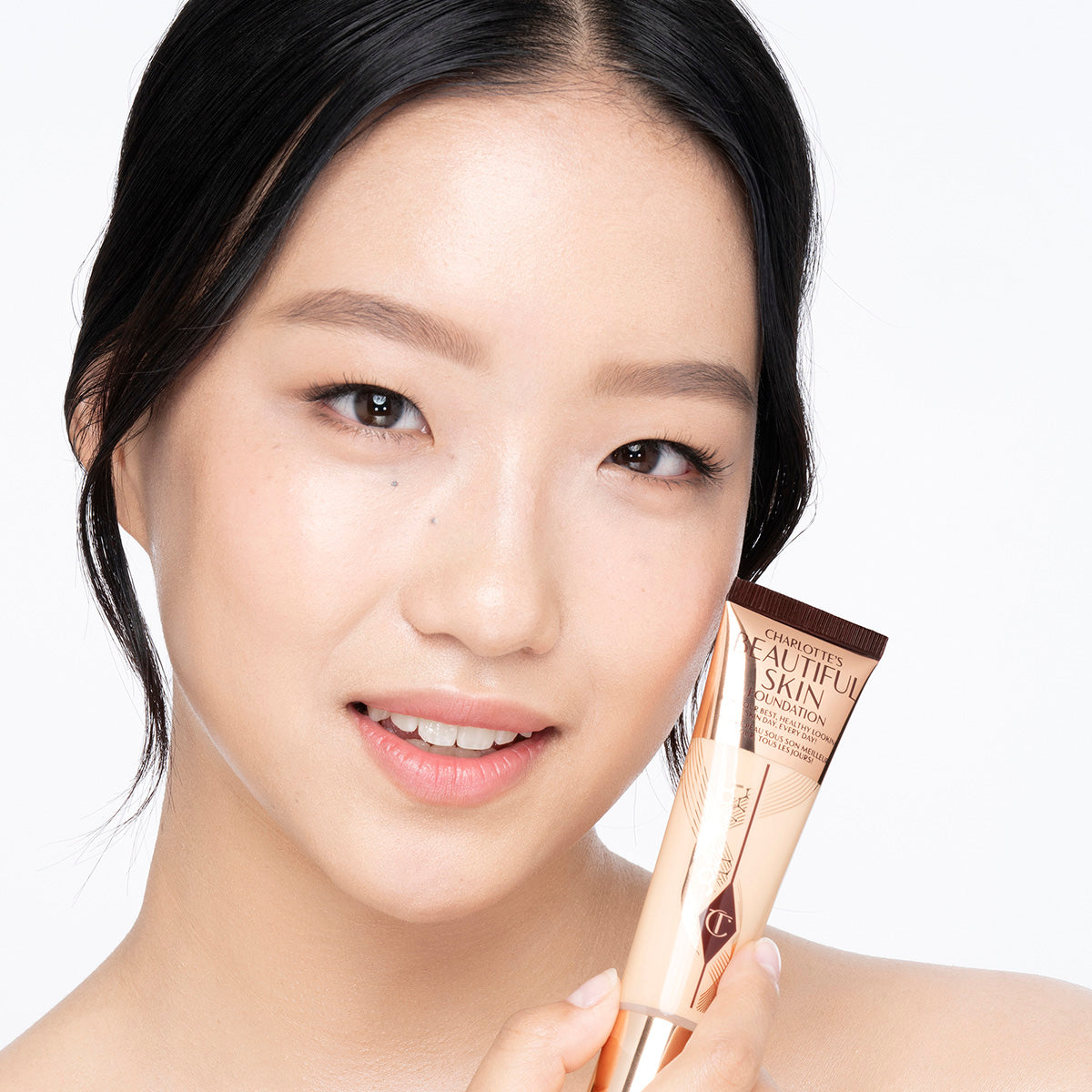 Charlotte Tilbury Beautiful Skin Foundation - 2 Neutral