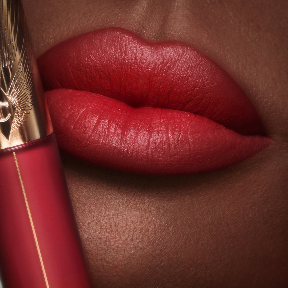 Charlotte Tilbury Airbrush Flawless Lip Blur Liquid Lipstick - Ruby Blur