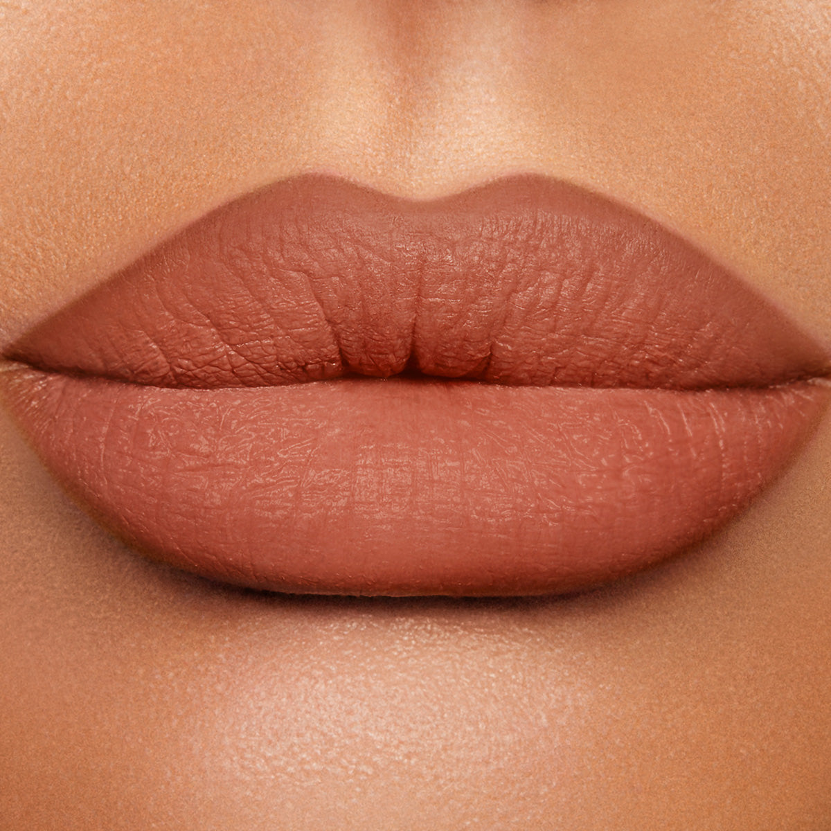 Charlotte Tilbury Lip Cheat Lip Liner Pencil - Hot Gossip