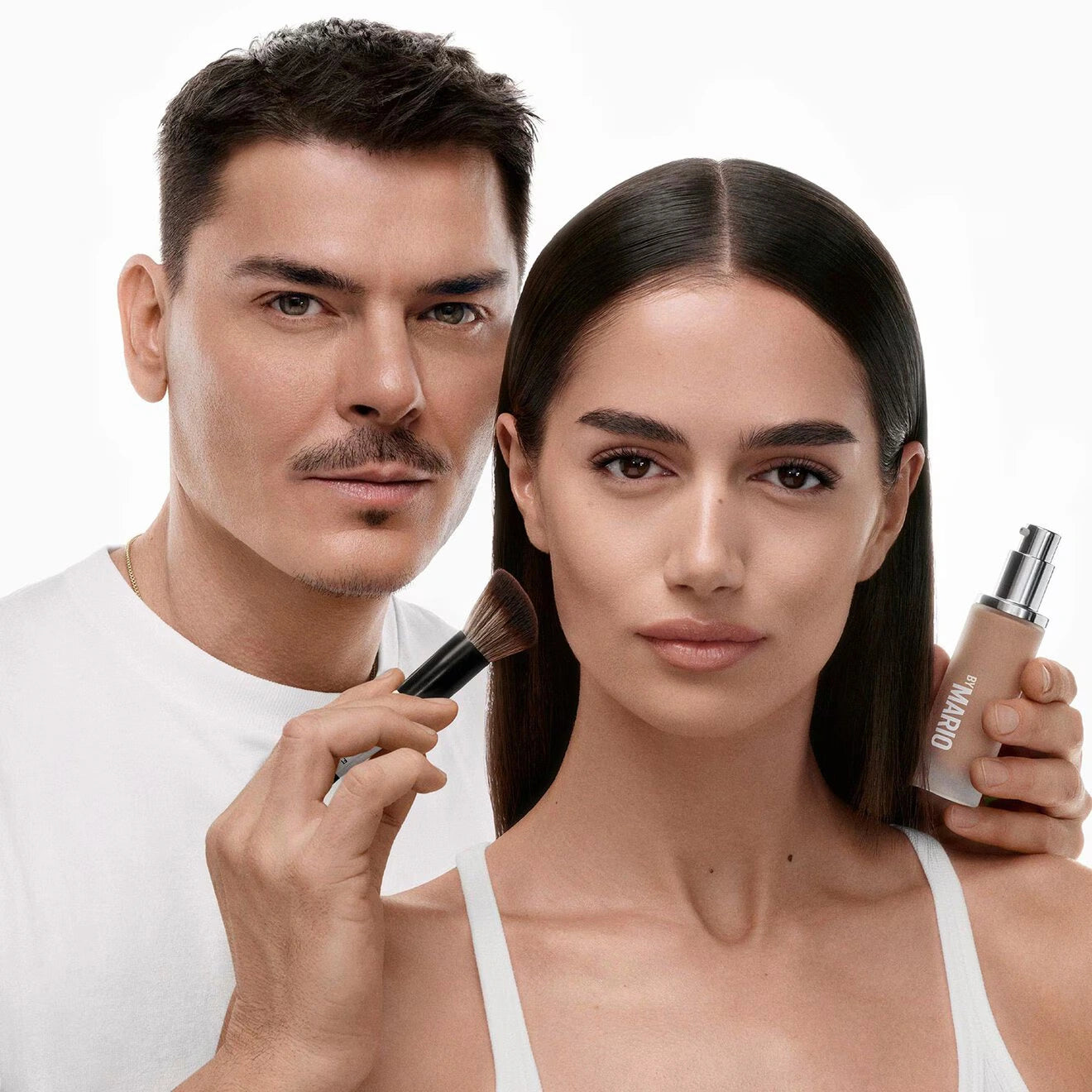 Makeup By Mario SurrealSkin® Natural Finish Foundation