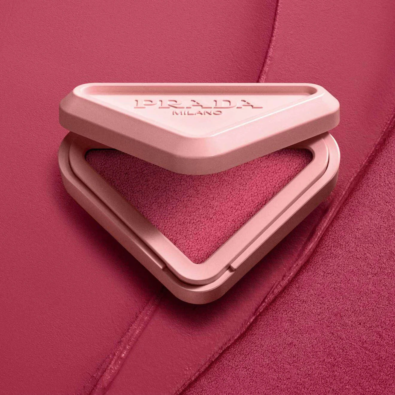 Prada Touch Cream-to-Powder Color