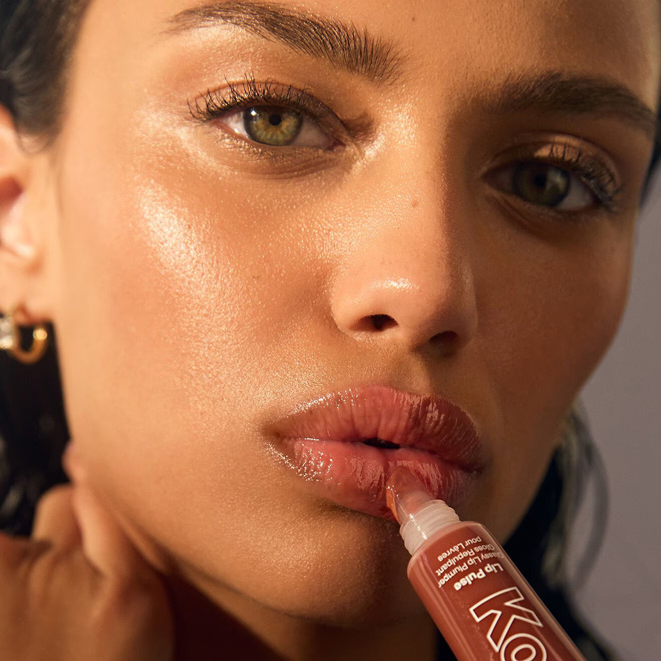 KOSAS Lip Pulse Glassy Lip Plumper Gloss