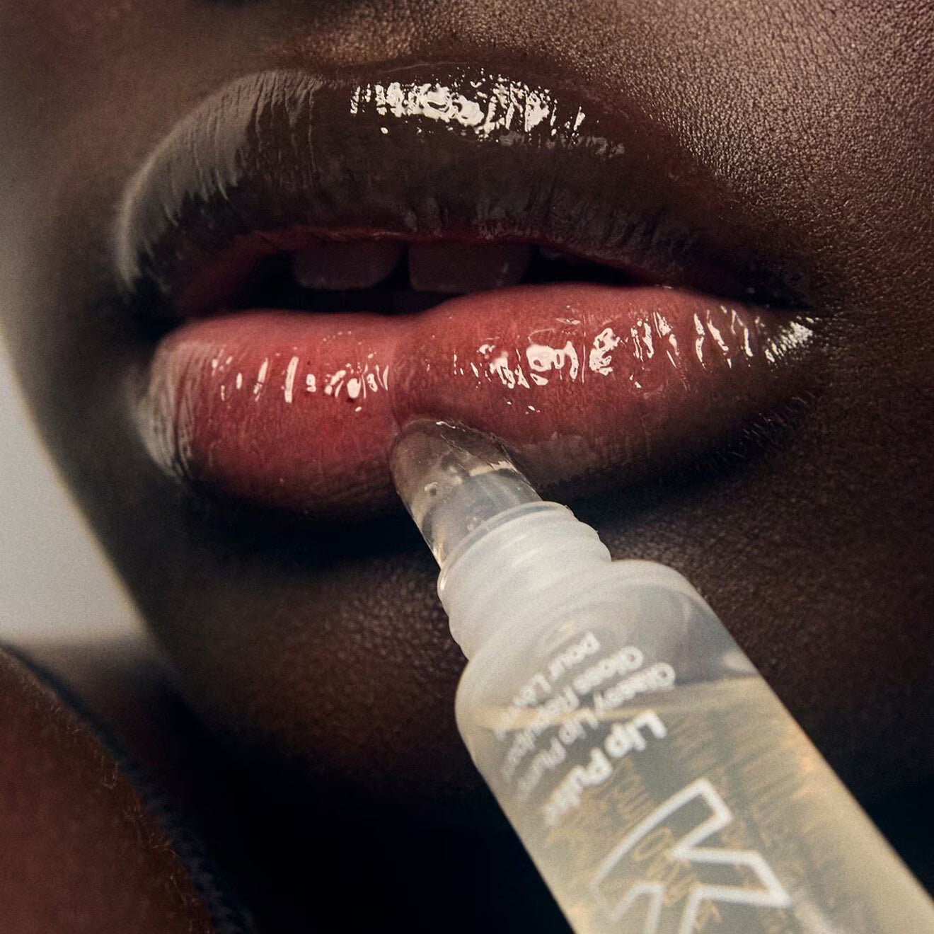 KOSAS Lip Pulse Glassy Lip Plumper Gloss