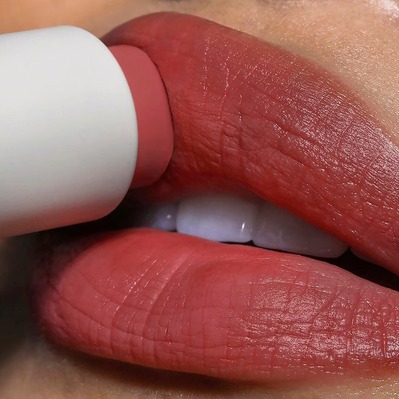 Refy Lip Blush