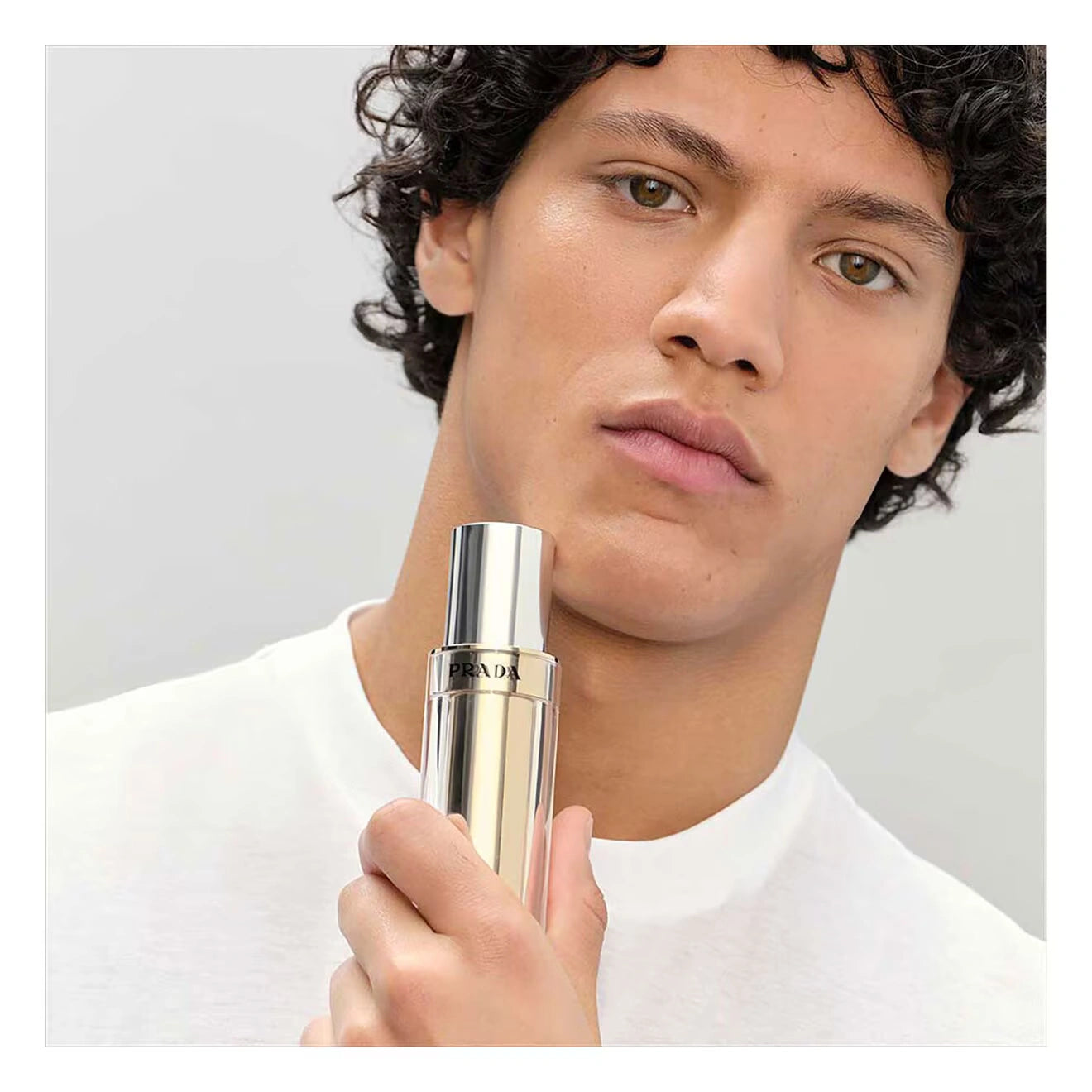 Prada Augmented Skin The Serum