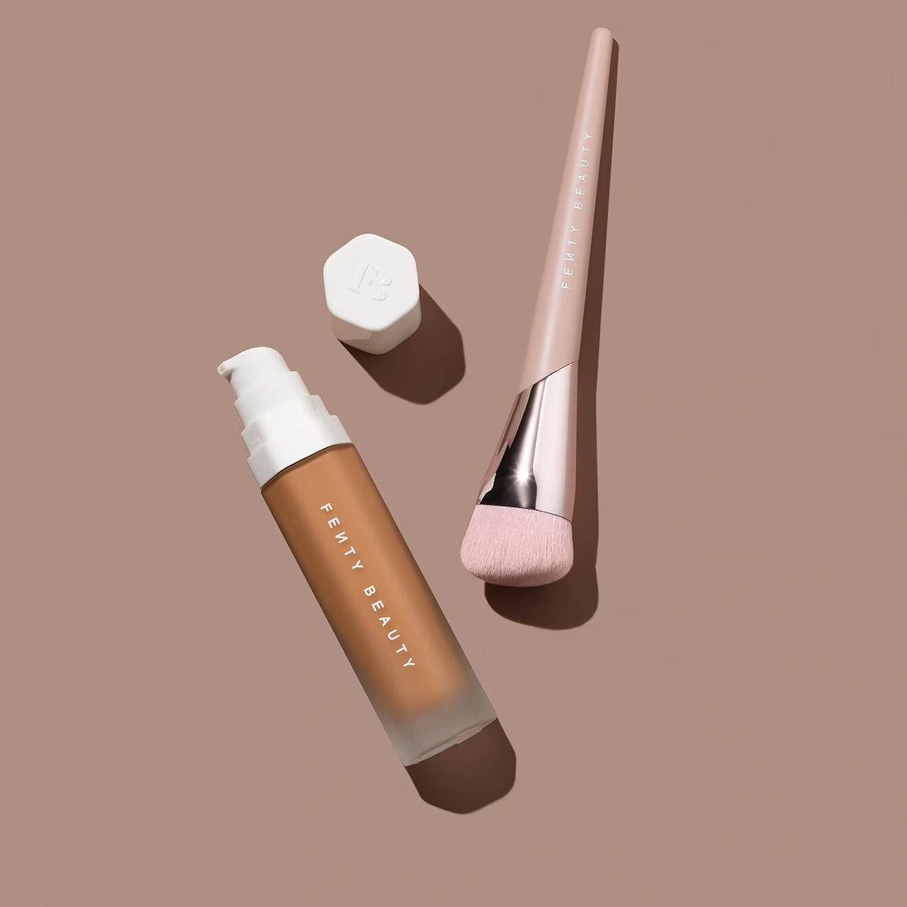 Fenty Beauty Natural Luminous Foundation Brush 145