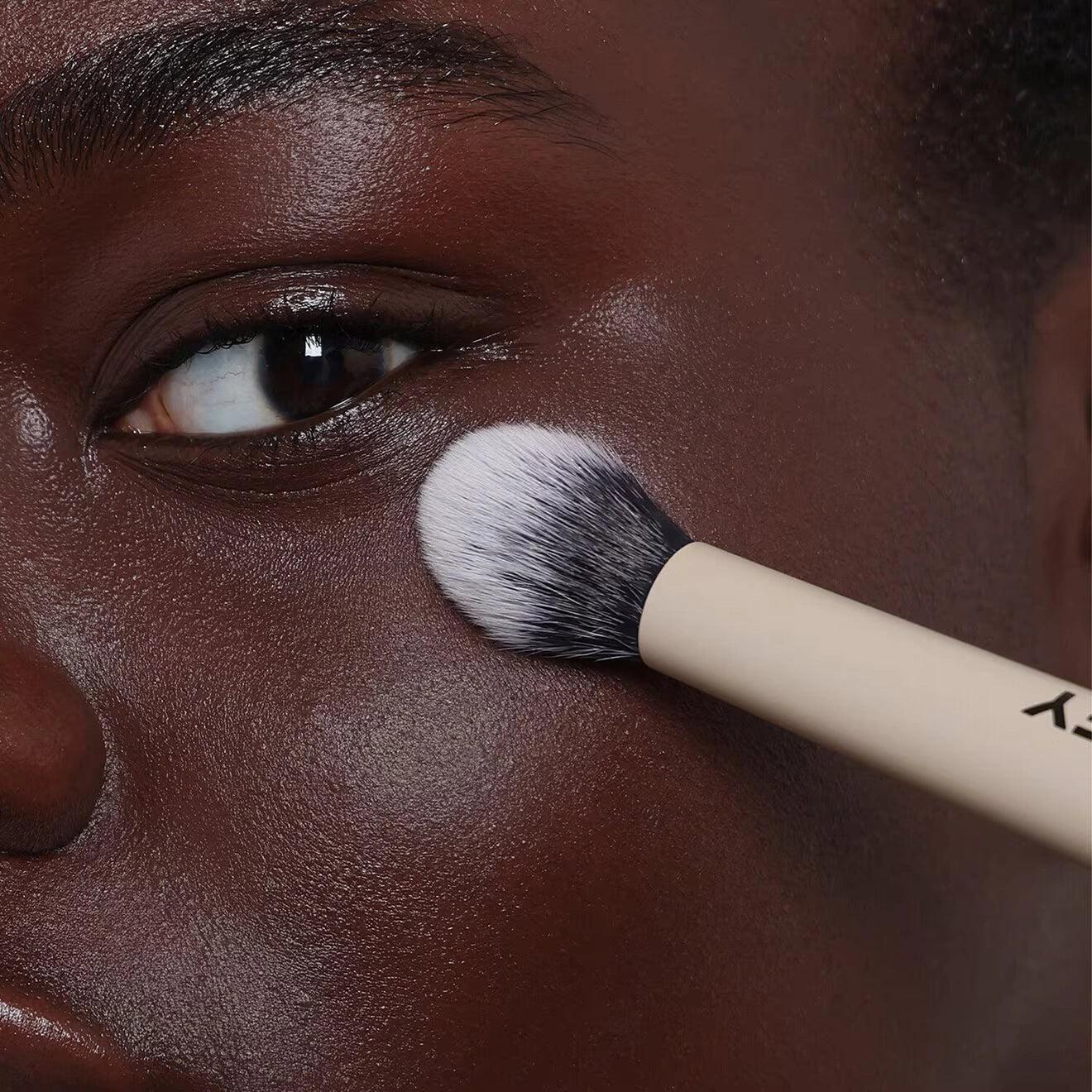 Refy Complexion Brush