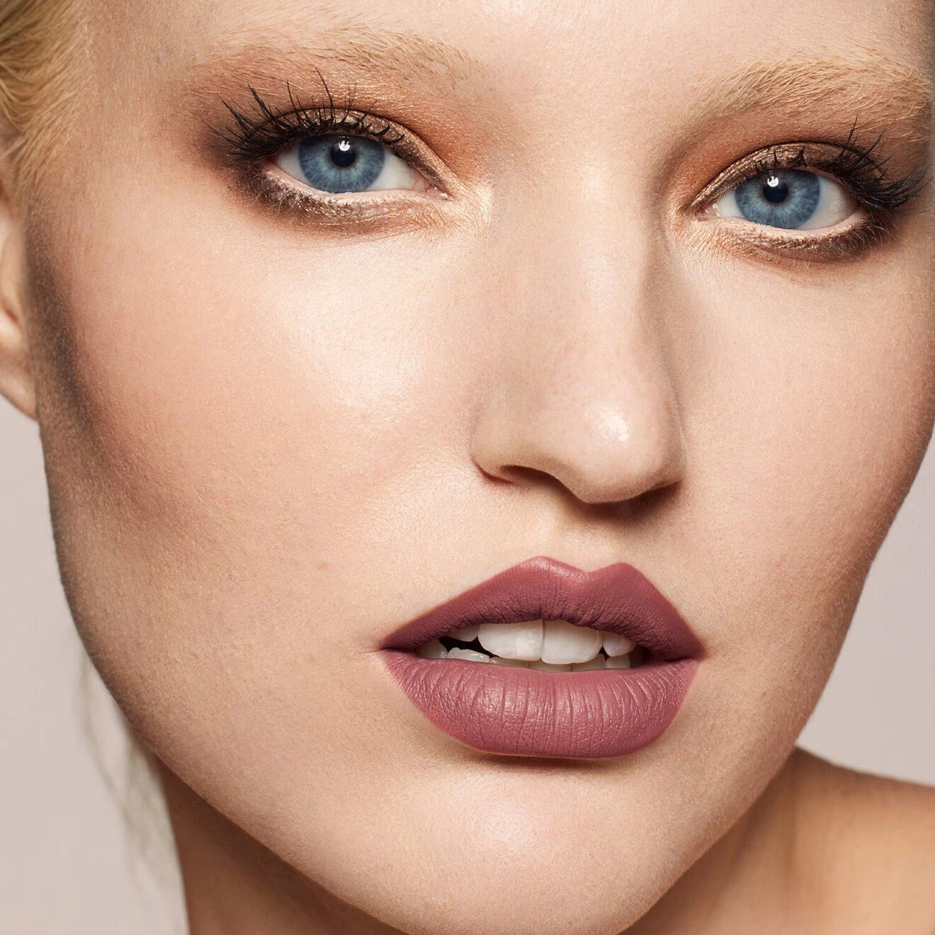 Fenty Beauty Stunna Lip Paint Longwear Fluid Lip Color