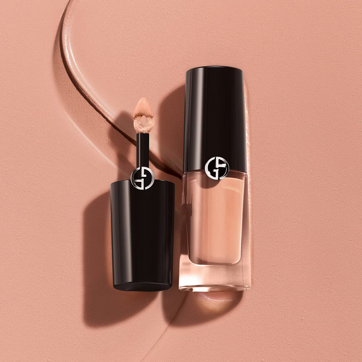 Eye Tint Liquid eyeshadow